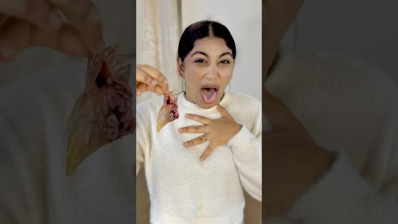 Chicken Head PRANK 🤮🤣 #shorts #shortvideo #prank