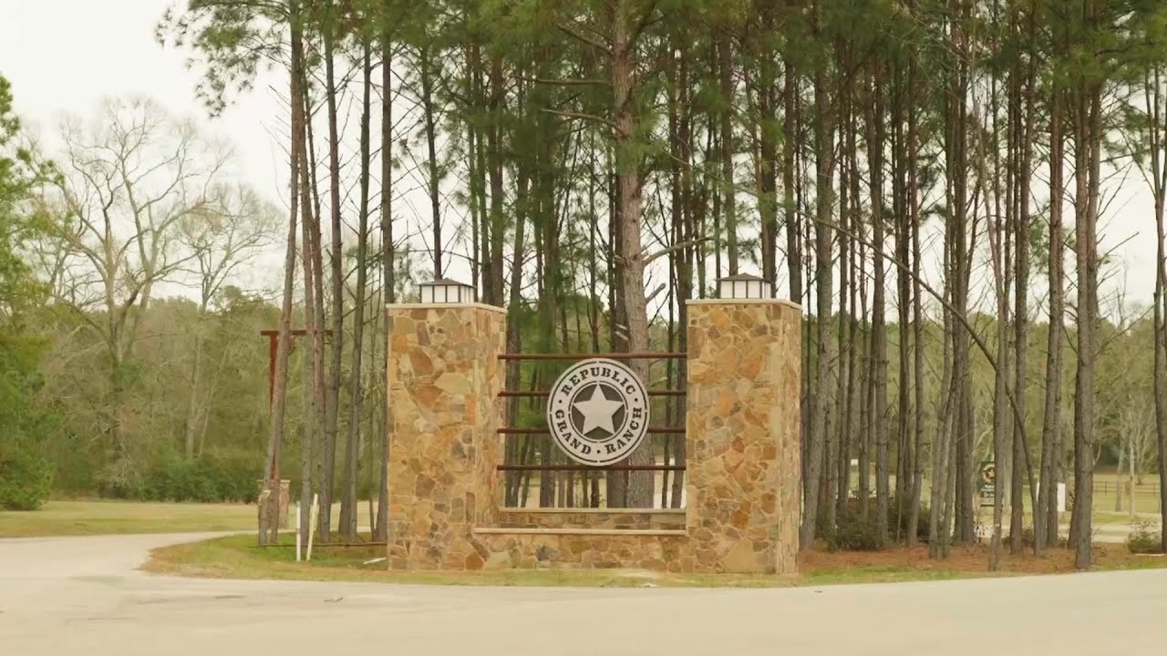 Welcome home to Republic Grand Ranch