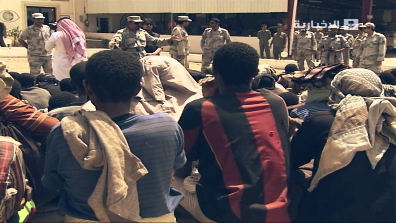 من الاخباريه : من الاخباريه : 24 ساعه مع حرس الحدود في جازان (نهار)