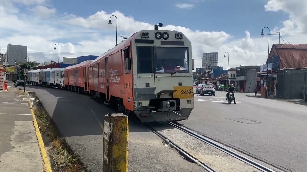 Trenes bajando al Pacífico