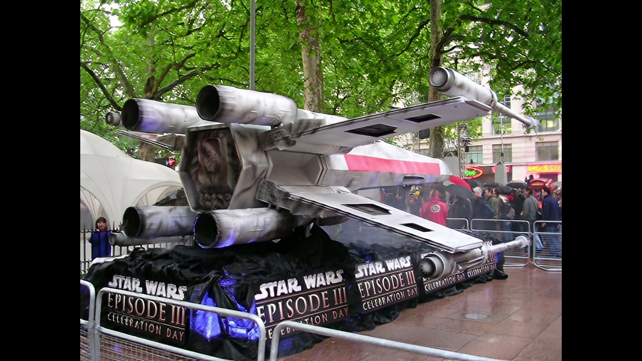 Star Wars Episode III Revenge of the Sith Premiere May 16 2005 at Odeon Leicester Square London