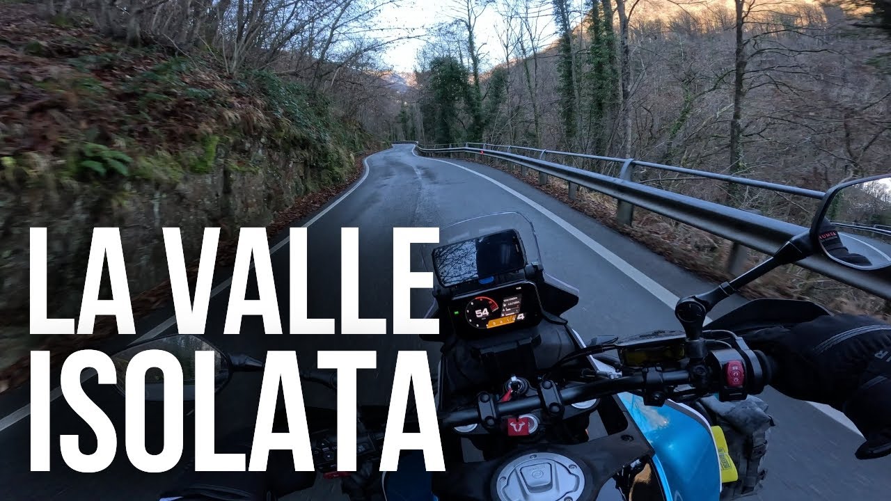 Asfalto perfetto e zero traffico: perché nessuno viene qui?