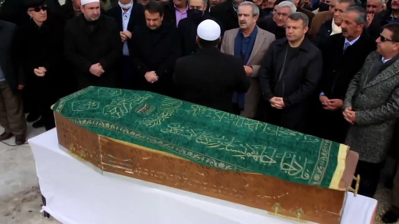 PİNYANİŞİ AŞİRET LİDERİ SAYIN OSMAN ZEYDANIN CENAZE TÖRENİ