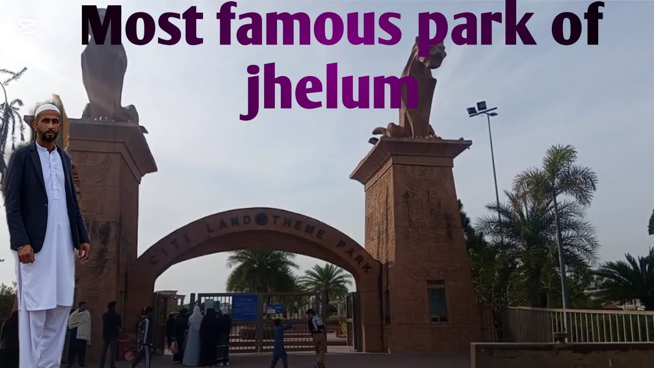 The most famous park of jhelum known as City Land Theme park 