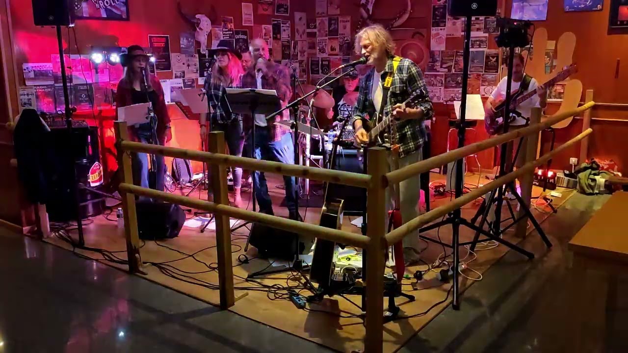 ROCKIN' IN THE FREE WORLD ( live O'Saloon )