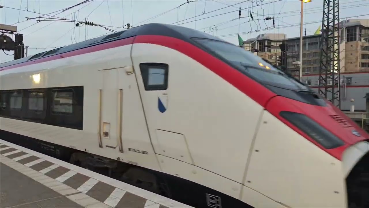 EuroCity-Express 4 der SSB Giruno nach Hamburg Hauptbahnhof Ausfahrt Frankfurt am Main Hauptbahnhof