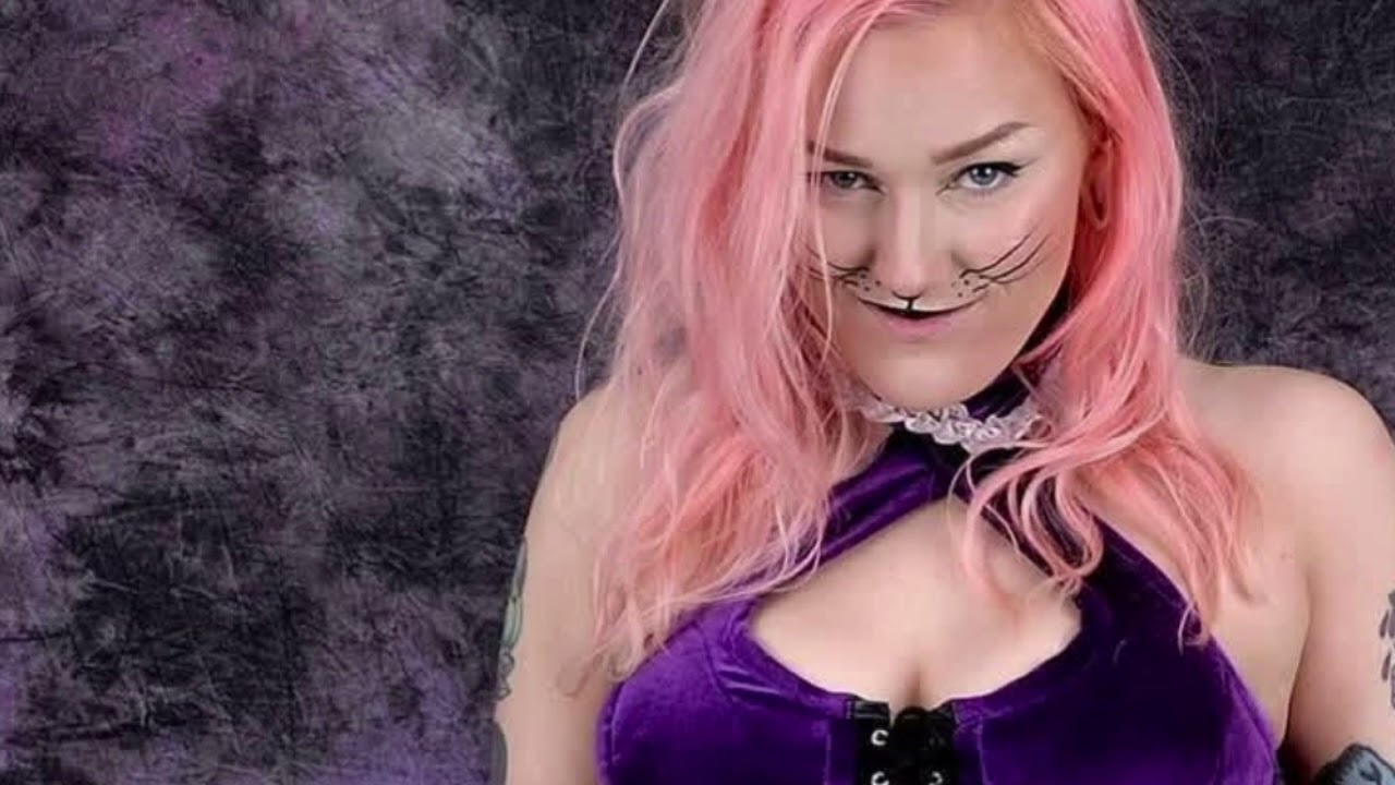WWE UNITE - Alliekat On The Attack 