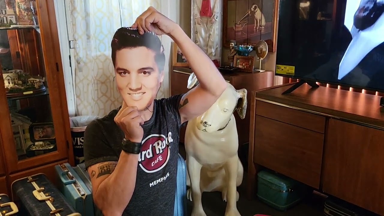 Mystery Elvis Presley Memorabilia Luggage Reveal #elvispresleyfan #jerryleelewis #lisamarie