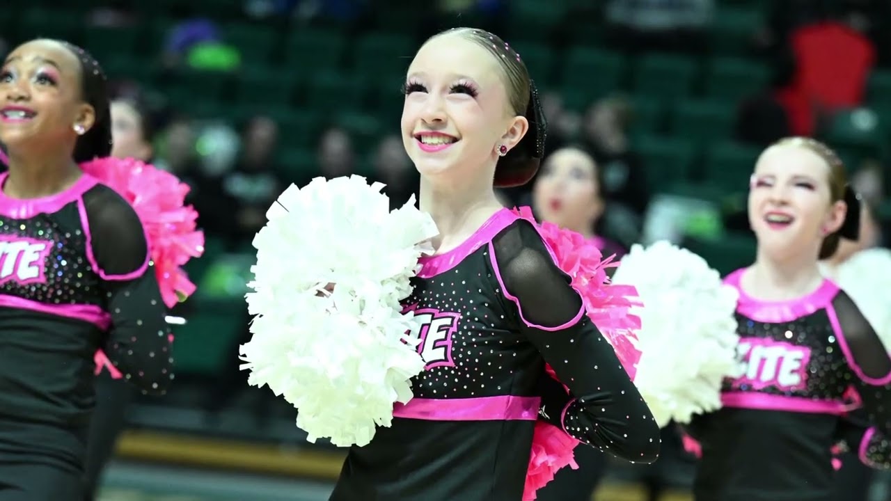 Elite Pom 25-26