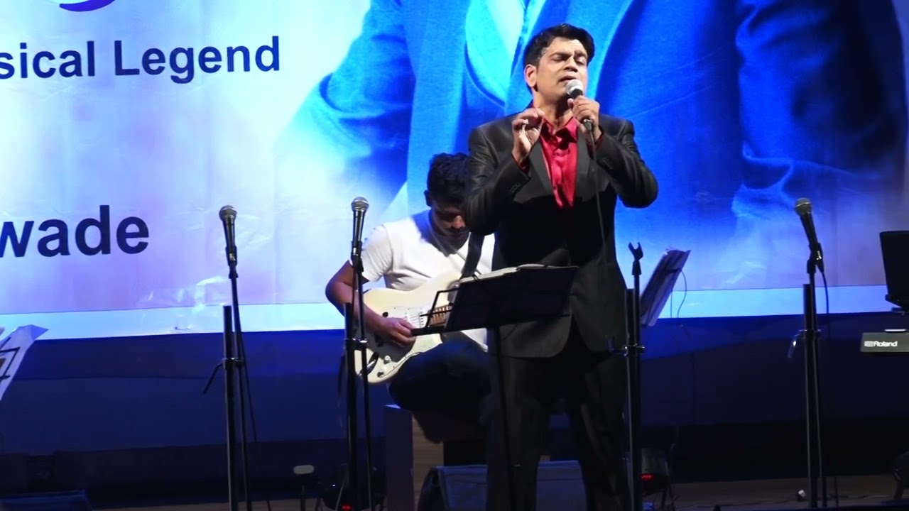 Tere Kuche mein armano ki duniya .... by Anand