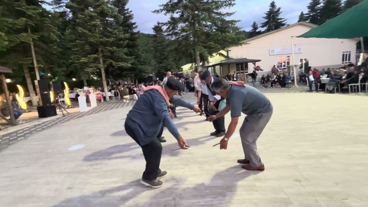 ESKİ OYUNCULARLA OYUN HAVASI G&Ouml;K TEPENİN &Ccedil;AMLARI HALİT BARLAS
