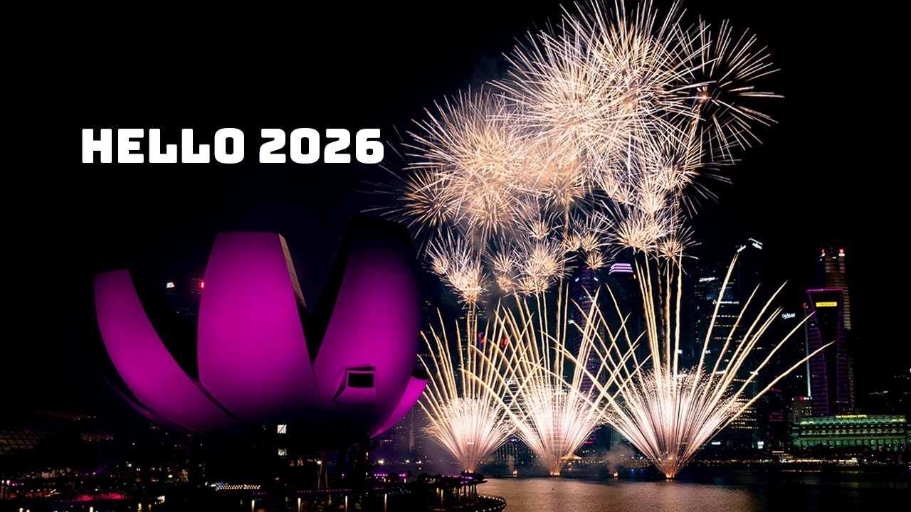 Singapore Celebrates 2026 with Insane Marina Bay Fireworks