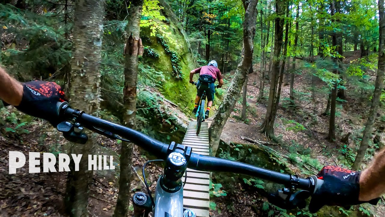 ИДЕАЛЬНАЯ местность для дикой езды в Вермонте | Mountain Biking Perry Hill