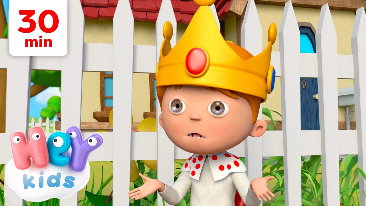 Lundi matin, l'empereur, sa femme et le petit prince ! | Chansons pour B&eacute;b&eacute;s | HeyKids Fran&ccedil;ais
