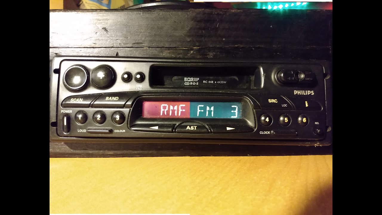 Car radio PHILIPS 448 4x35W dual color