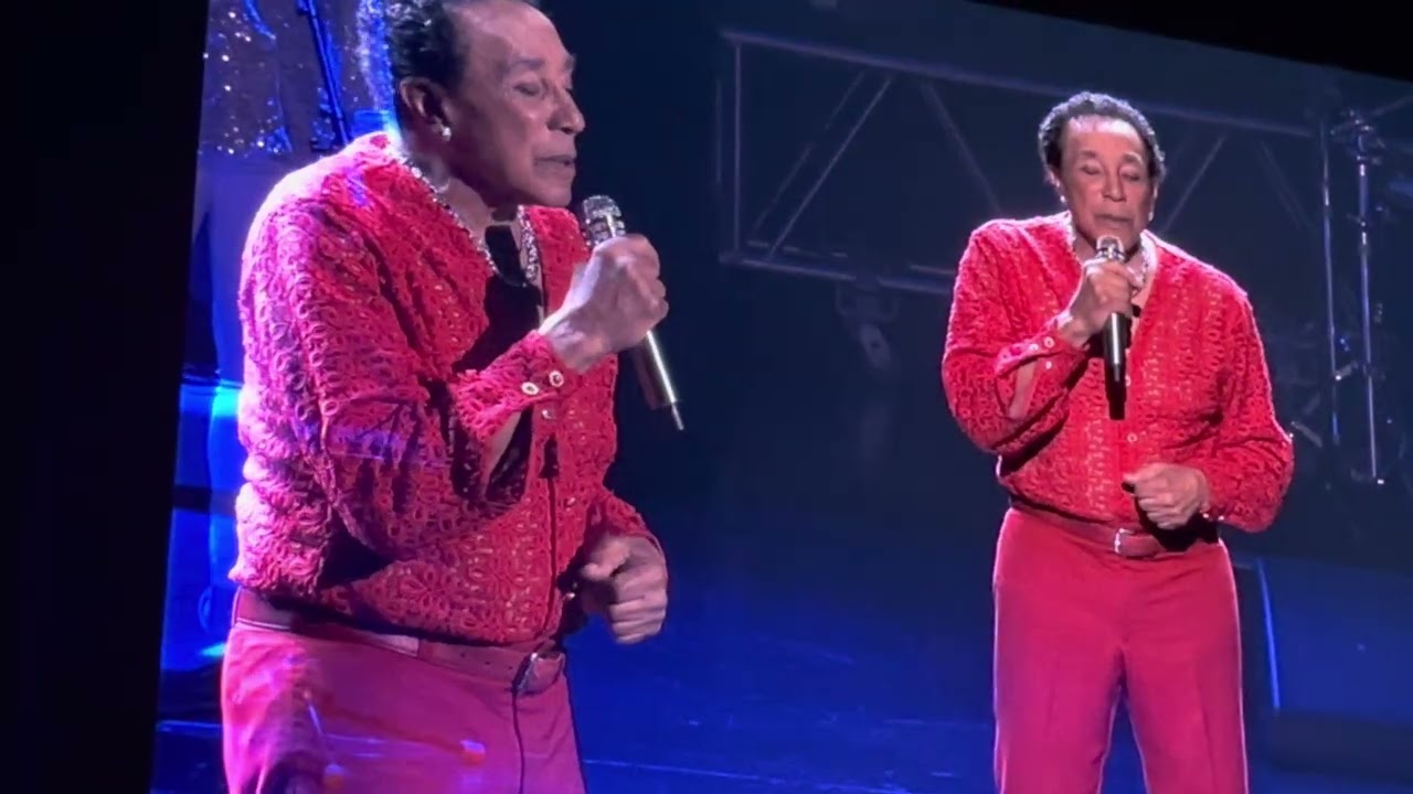 Tracks Of My Tears , Smokey Robinson