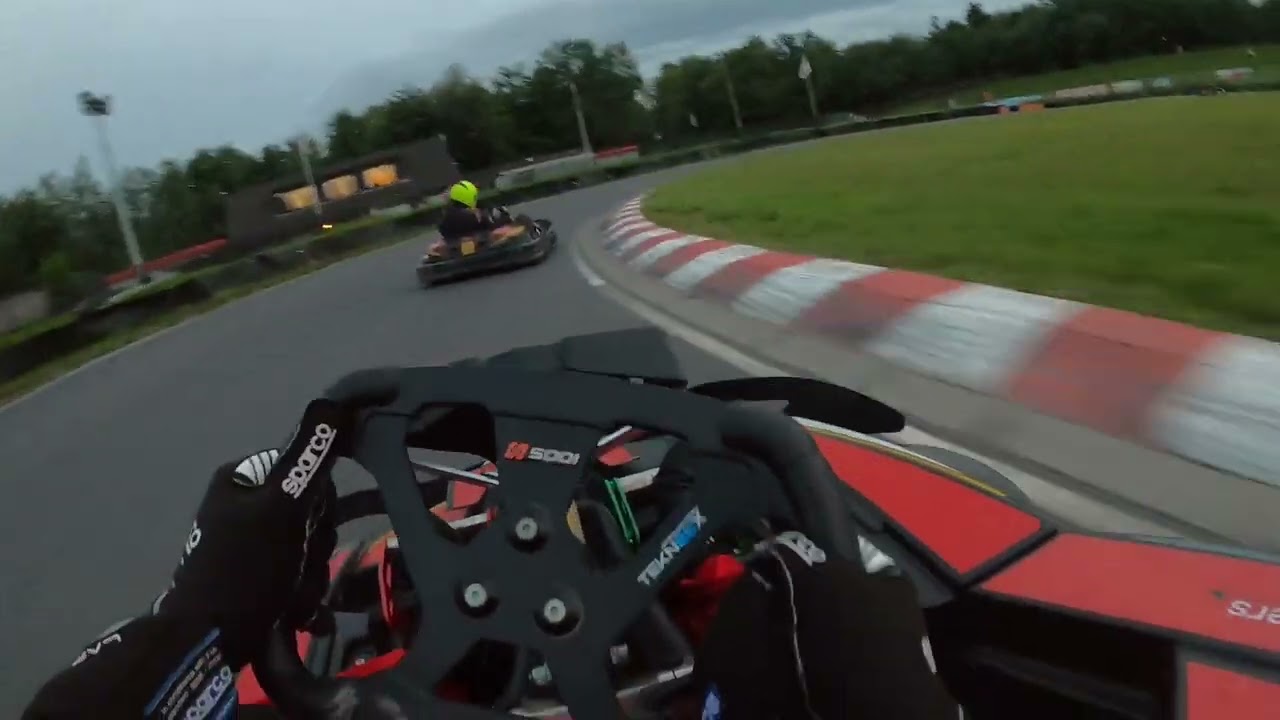 Three Sisters Outdoor Karting - Adult 30 Minute Session 28/07/2023