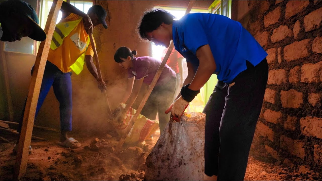 Umuganda (Ndera Sector, Ubwiza Cell) - IYF Social Voluntary Project