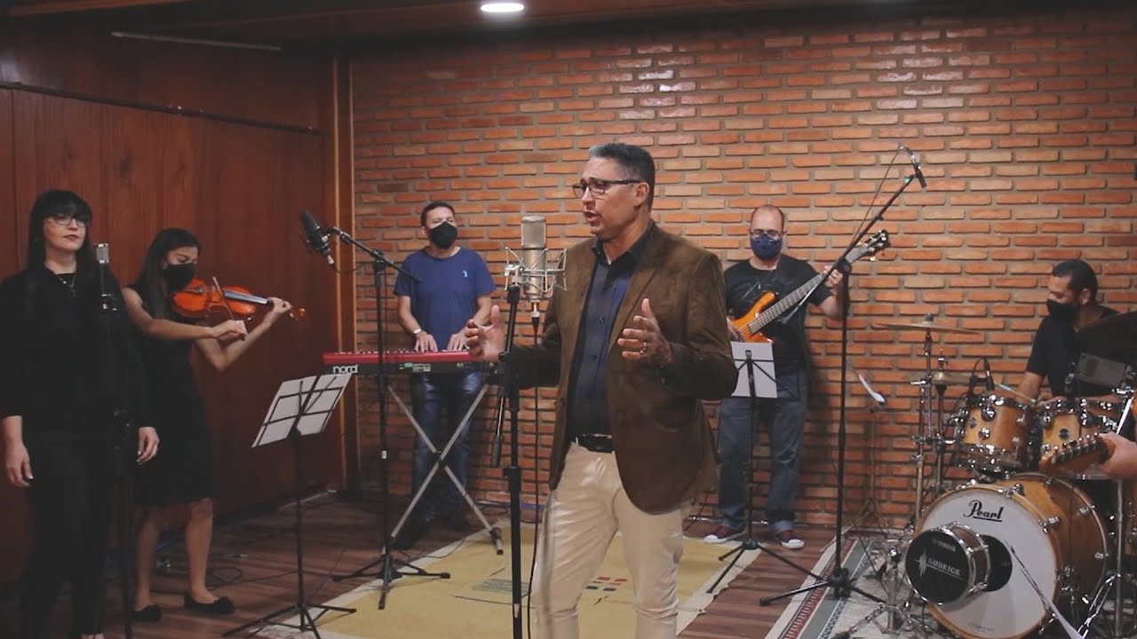 Chora Que a Vitória Vem - Joel Ribeiro (Clipe Oficial)