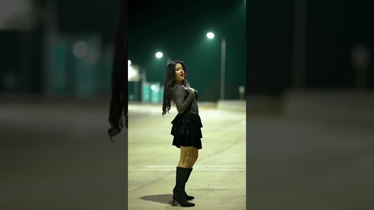 #shorts #dance #mojwithrashishinde #dancecover #rashmisonone #badshah #rashisworld #trendingshorts
