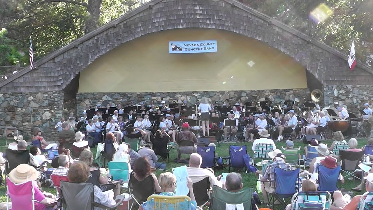 NCCBand plays 