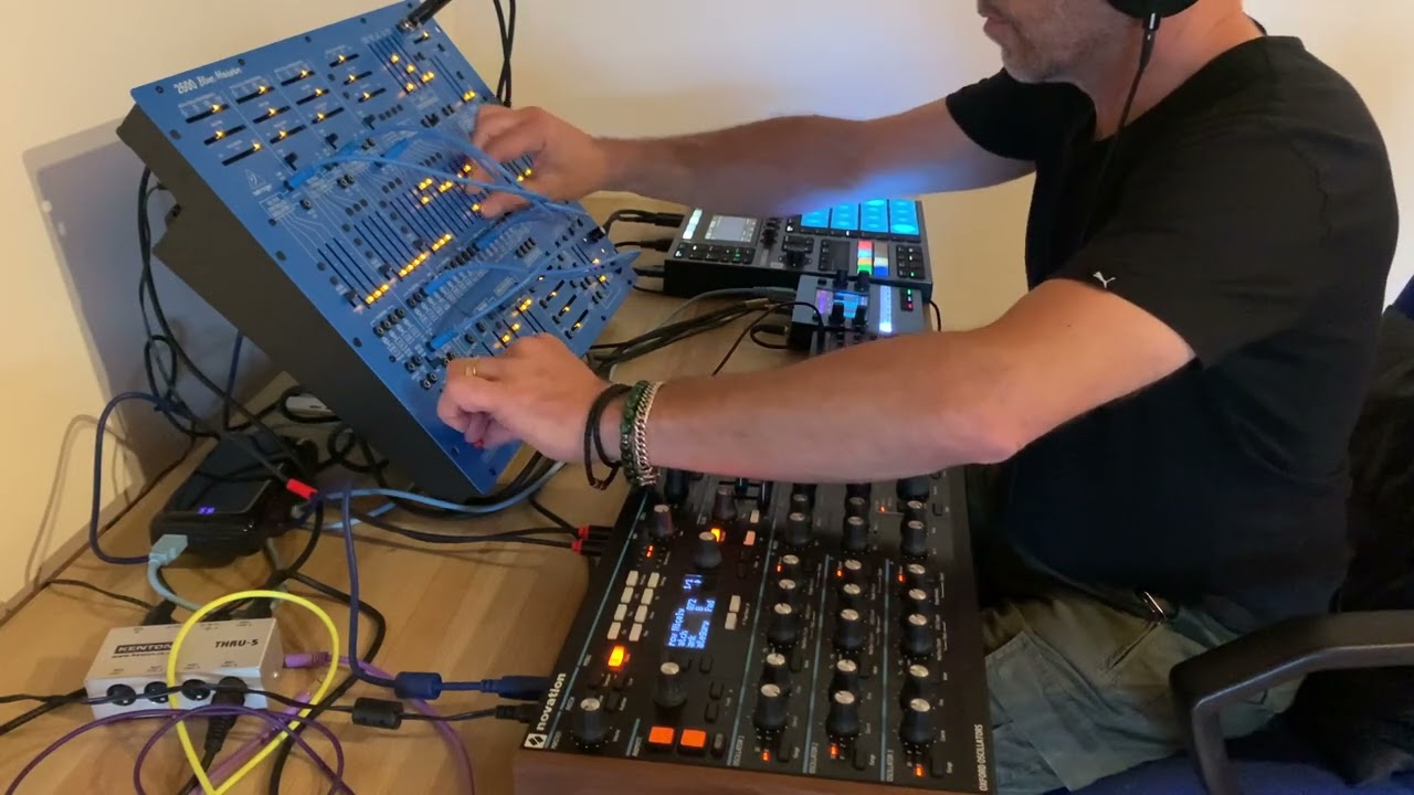 Downtempo Techno Live improvised JAM ( Alex Fain )