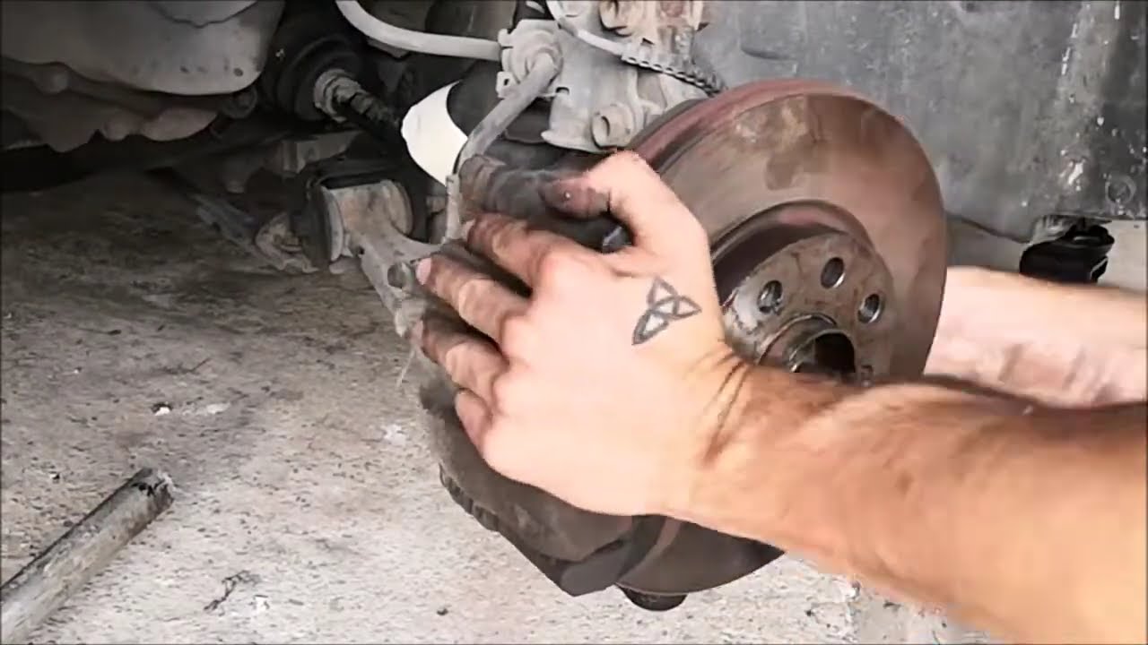 Remplacement du cardan sur Opel Corsa D 2006 à 2014