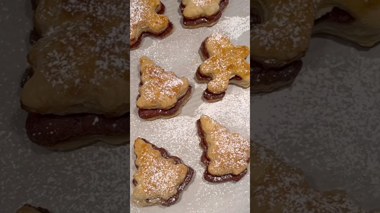 #christmastreats#christmas #puffpastry#nutella#easydessert #christmasbaking #dessert #holidaybaking
