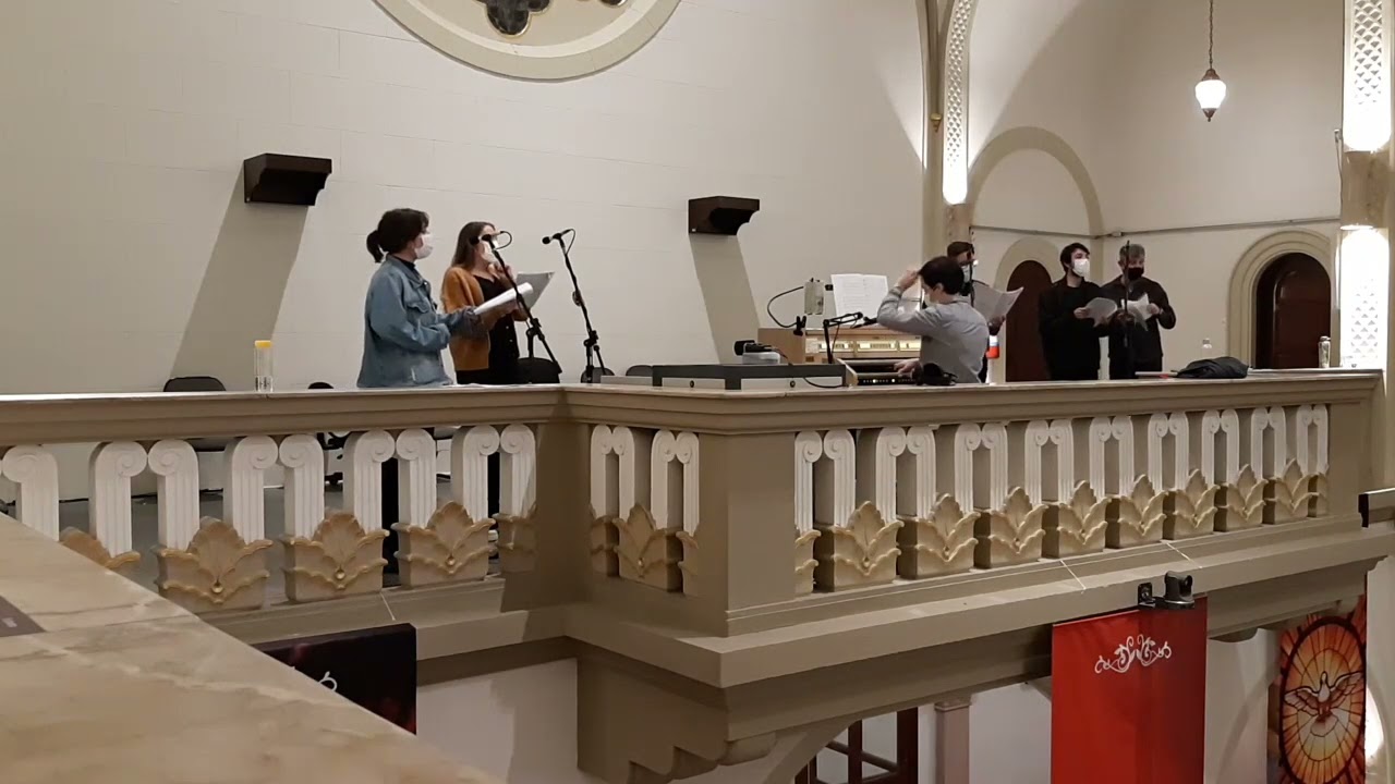 Todos ficaram cheios do Espírito Santo | João Andrade Nunes
