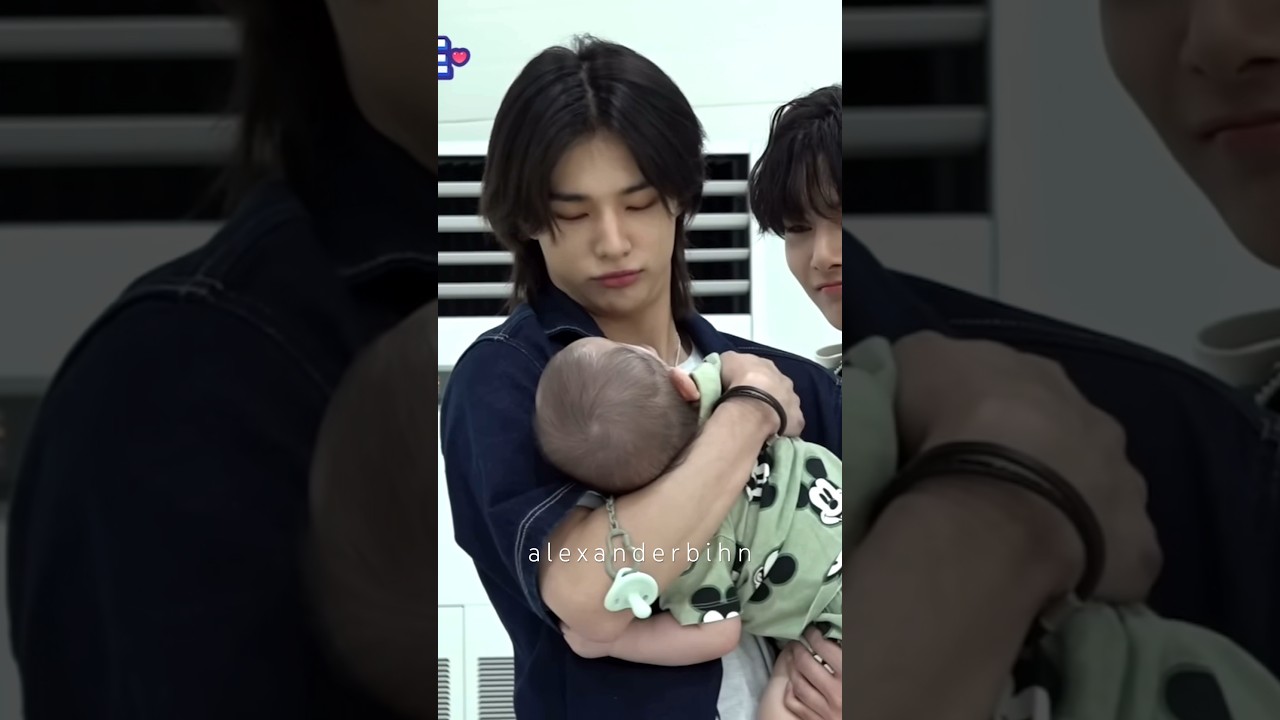 When you make a baby cry&hellip;#straykids #hyunjin #felix #jeongin #kpop #shorts