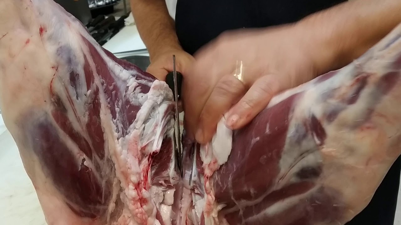 Esquinar un cordero.