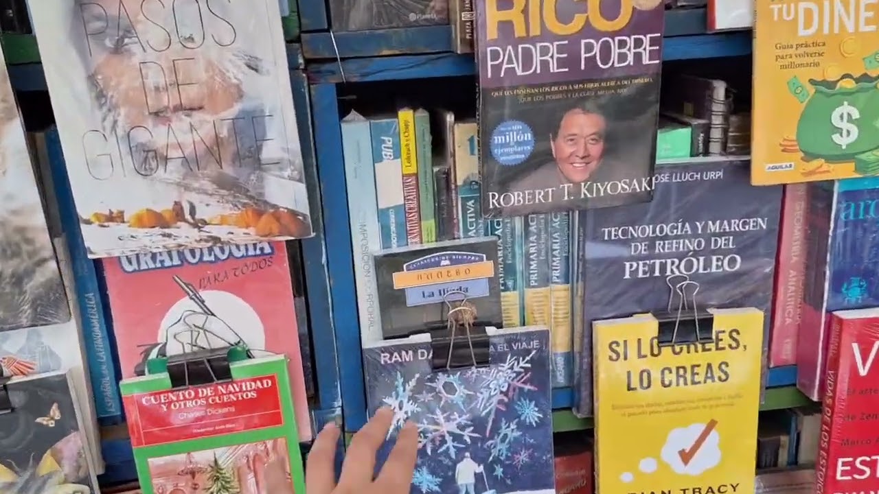 Conociendo la feria del libro en Antigua Guatemala y la librería el tuerto #filgua