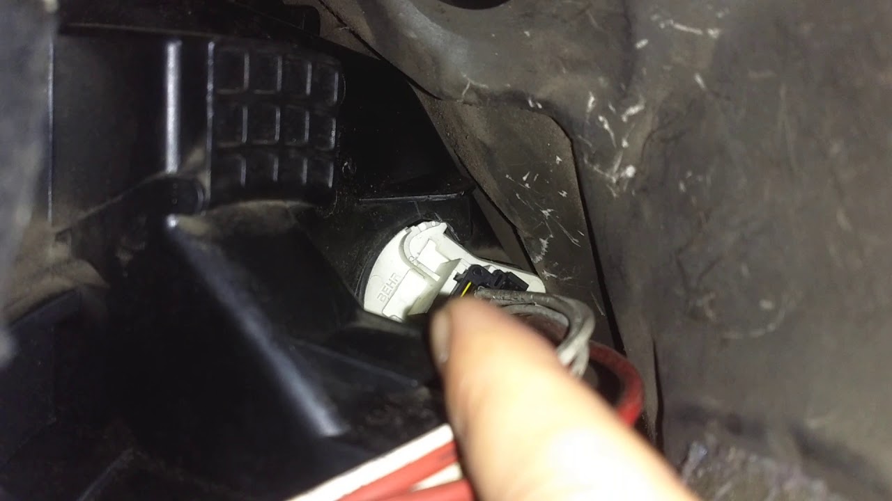 Defeito na resistência da ventilação interna Renault Master 2010