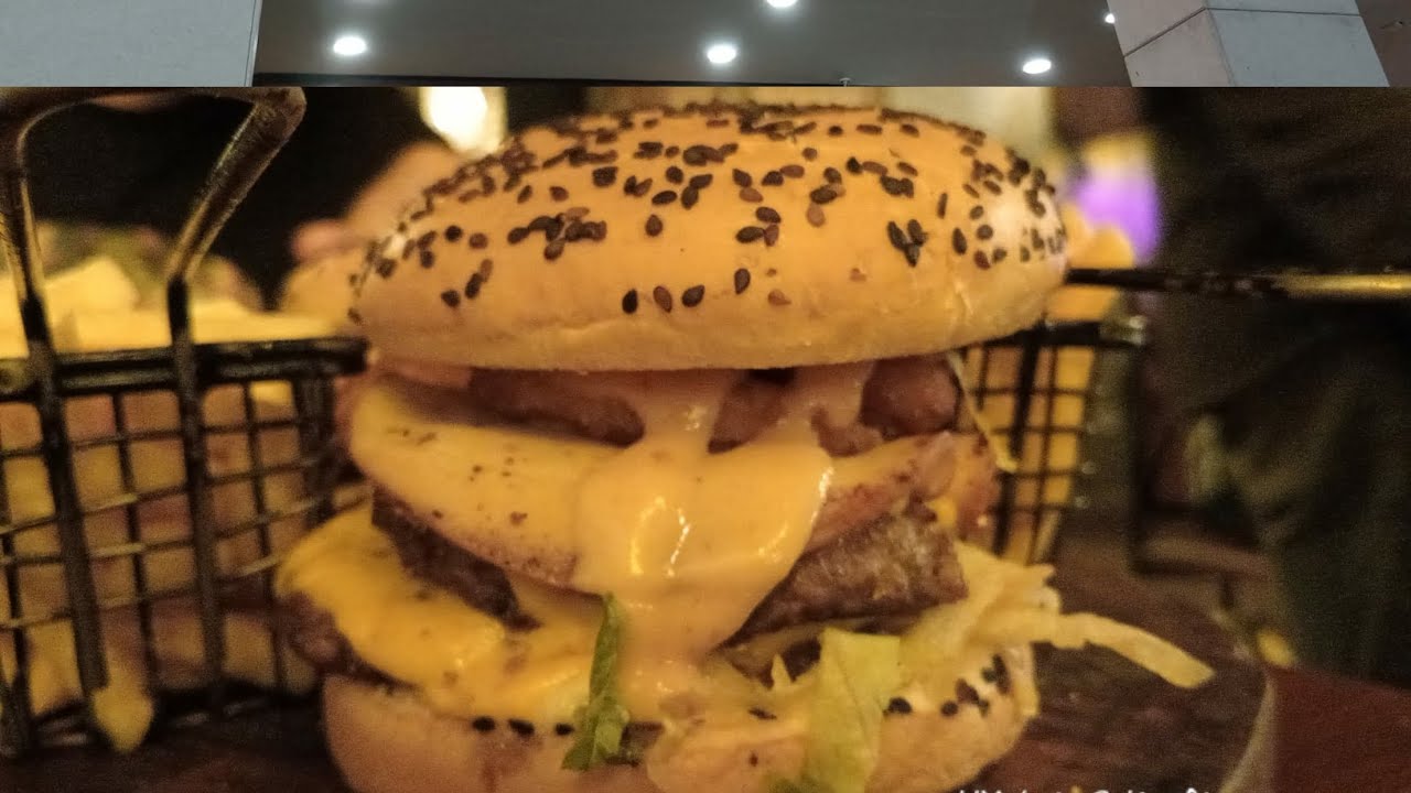 RANCHERS..I 8 MARKEZ..(BUTCHER BURGER)