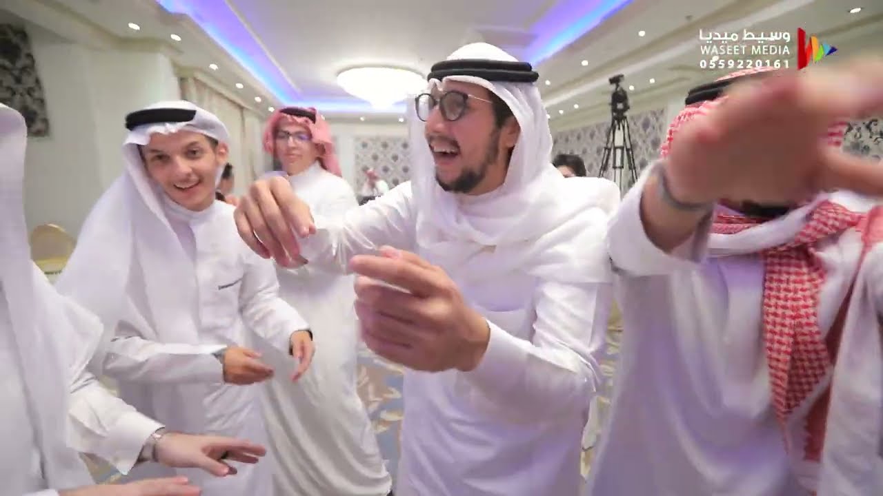 خلى القاعة كلها ترقص شرح حضرمي الفنان محمد الاهدل / عاده صغير يربونه / سماره ياسمارة