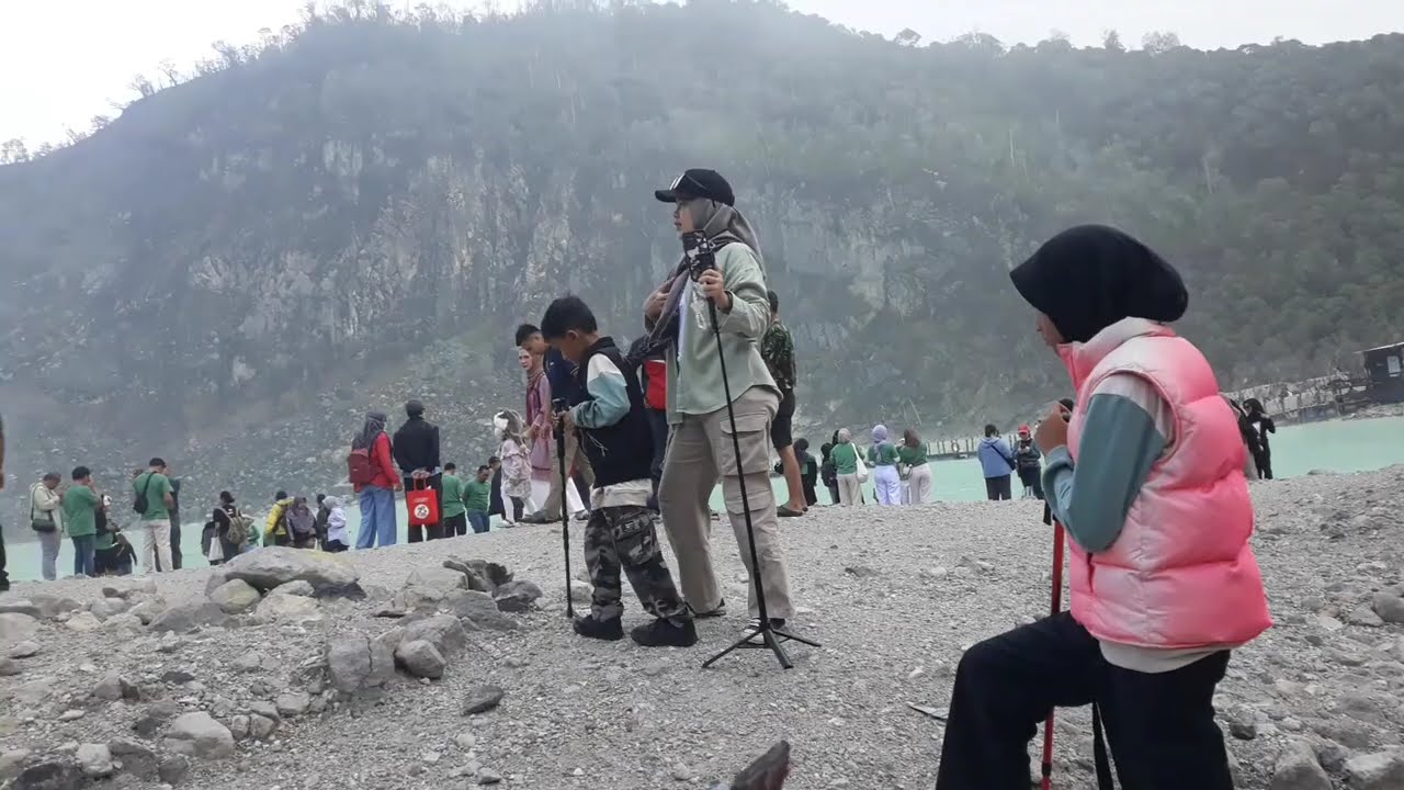 Kawah putih ciwidey kab.Bandung