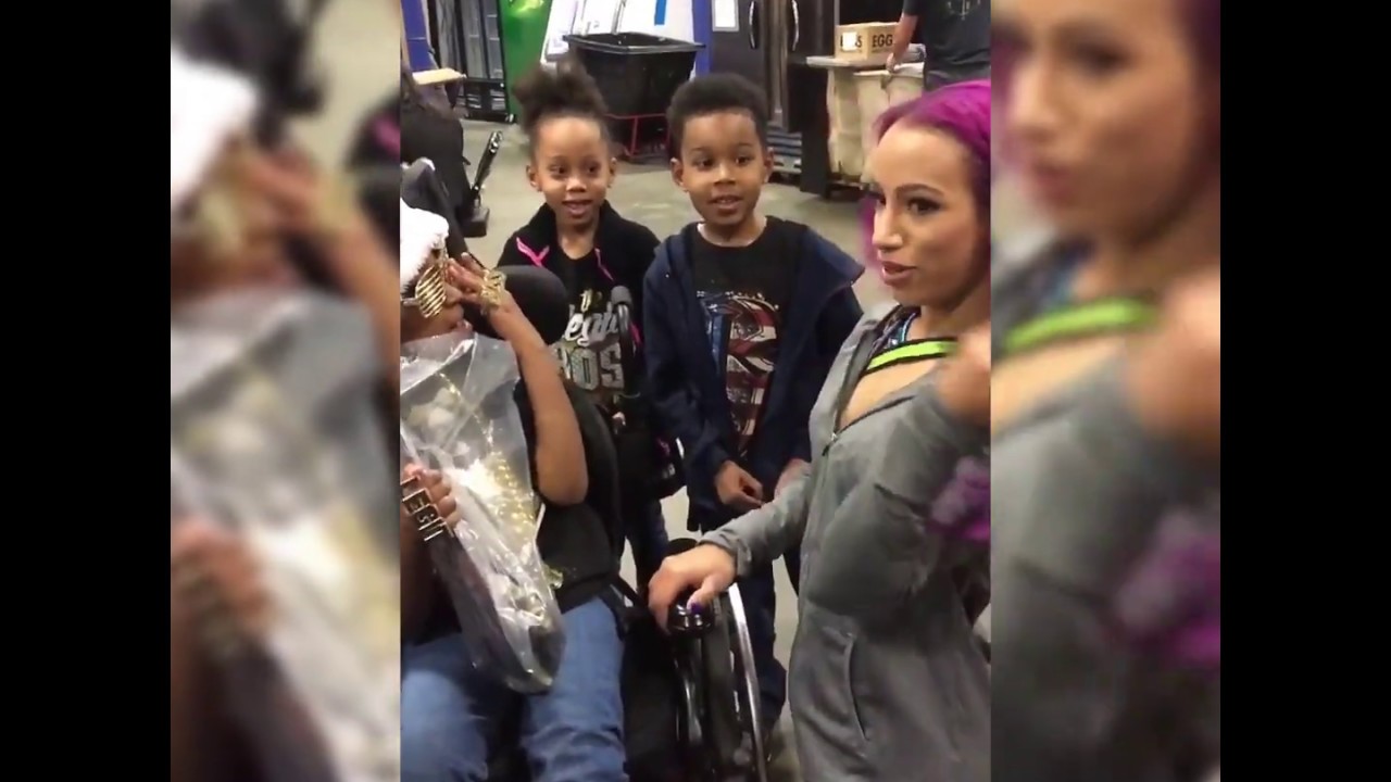 SASHA BANKS MEET AND GREETS FANS COMPILATION- (THE LAST ONE WILL MELT YOUR HEART!)