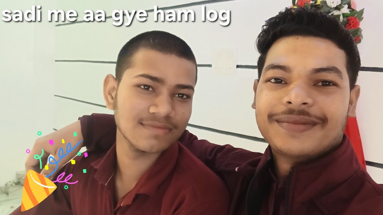 Sadi me aa gye . Mai or OM😊 😃 