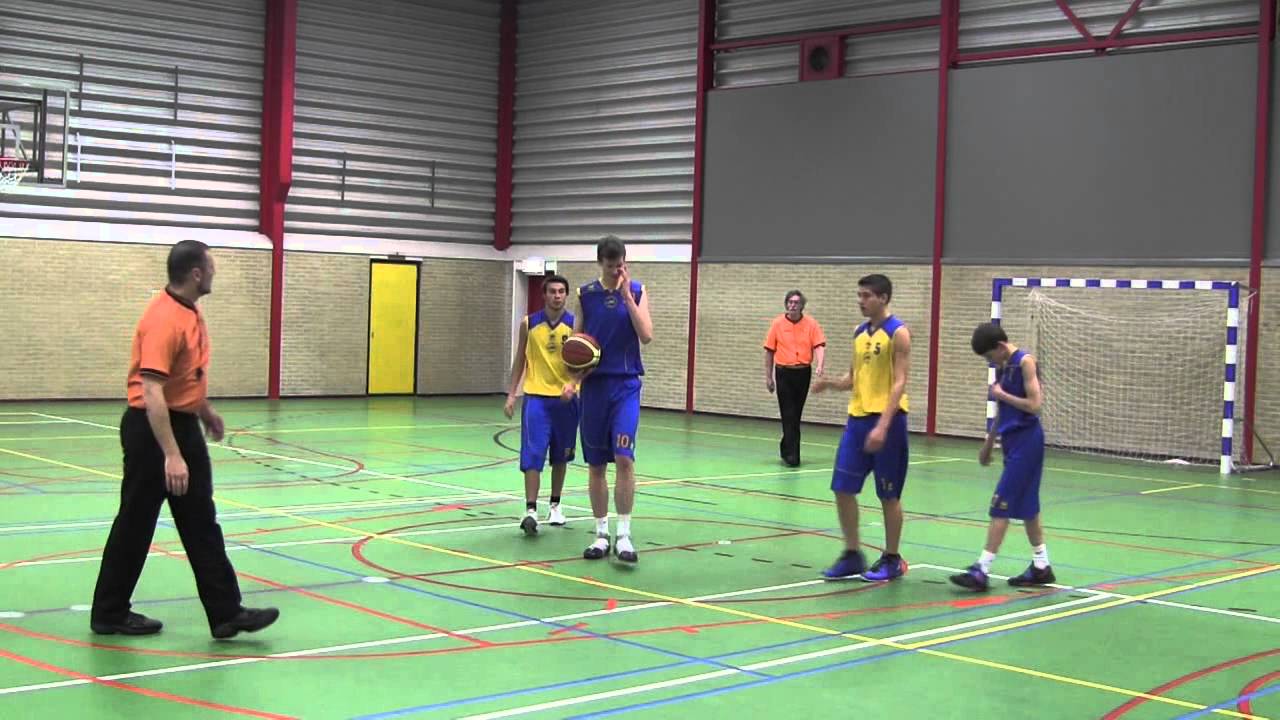 SIGNALE VOOR DE SCHEIDSRECHTERS