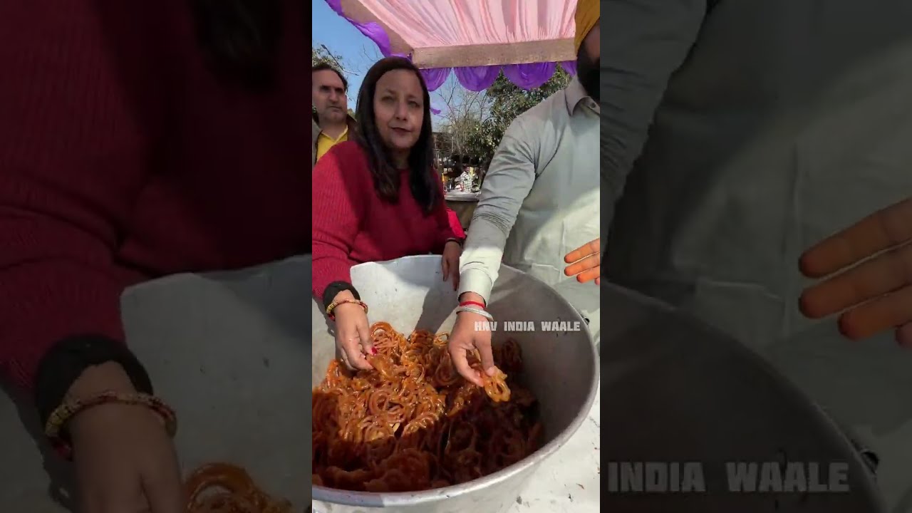 Shiv Bhagwan की Shaadi का प्रसिद्ध महाप्रशाद खाना!🙏 Mahashivraatri Bholenath- Latest Trending Vlogs