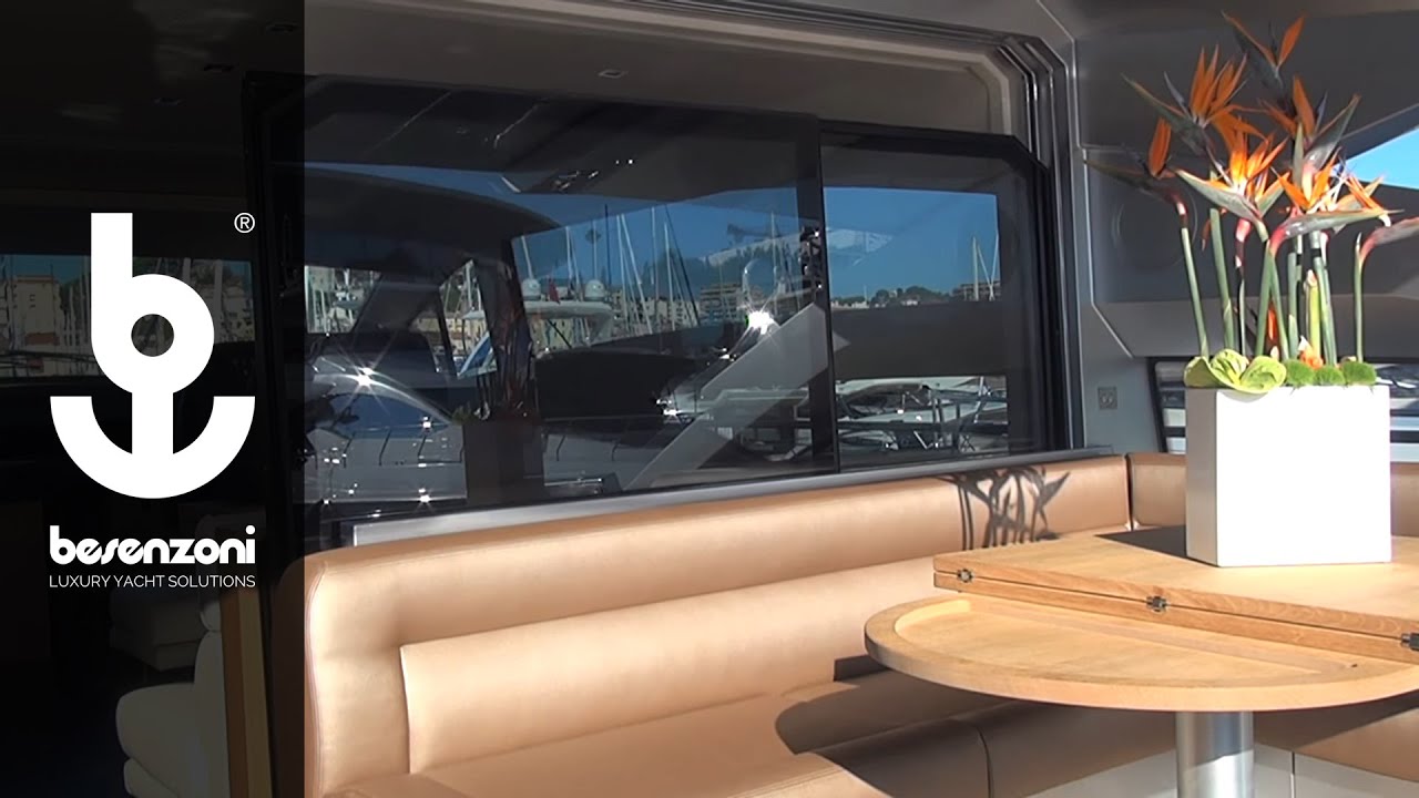 Automatic patio door  on yacht - Porta di poppa elettrica