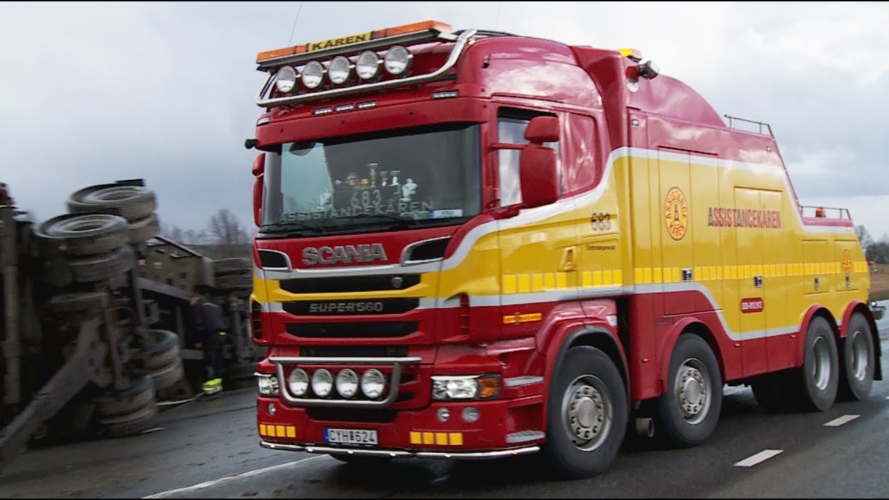 Scania R560 8x4 Heavy Recovery of 4 axle container trailer - Sweden