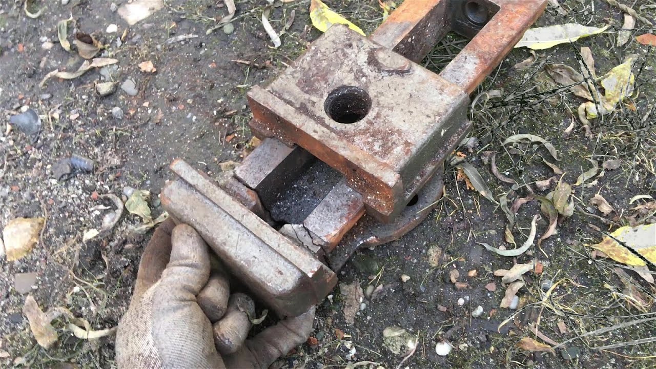 Ciągnik SAM, skrzynka warsztatowa DIY oraz pęknięte imadło czyli wyprawa na złom - PRZYDASIE ;)
