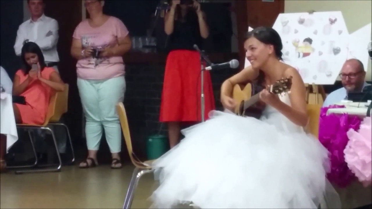 Chanson surprise de ma femme pour notre mariage.  reprise   Axelle Red     Parce que c'est toi
