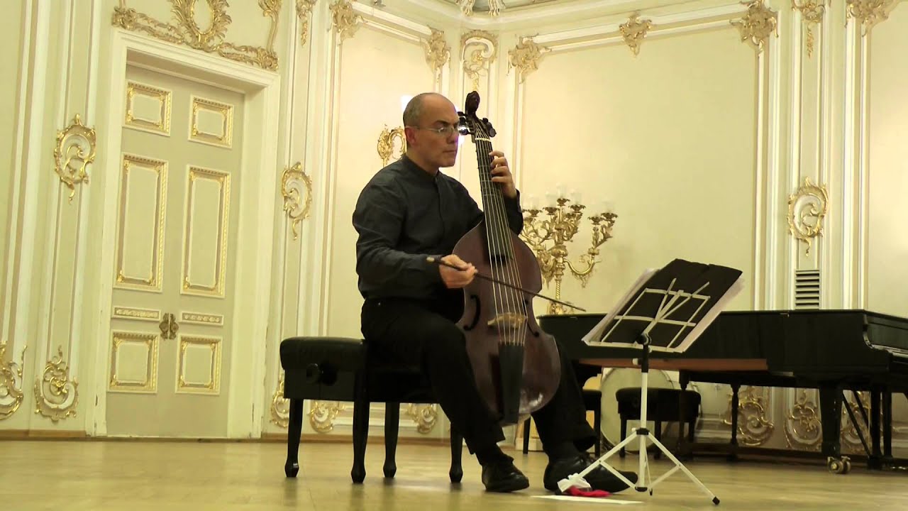 Paolo Pandolfo (viola da gamba). Suite №4 by Le Sieur De Machy.