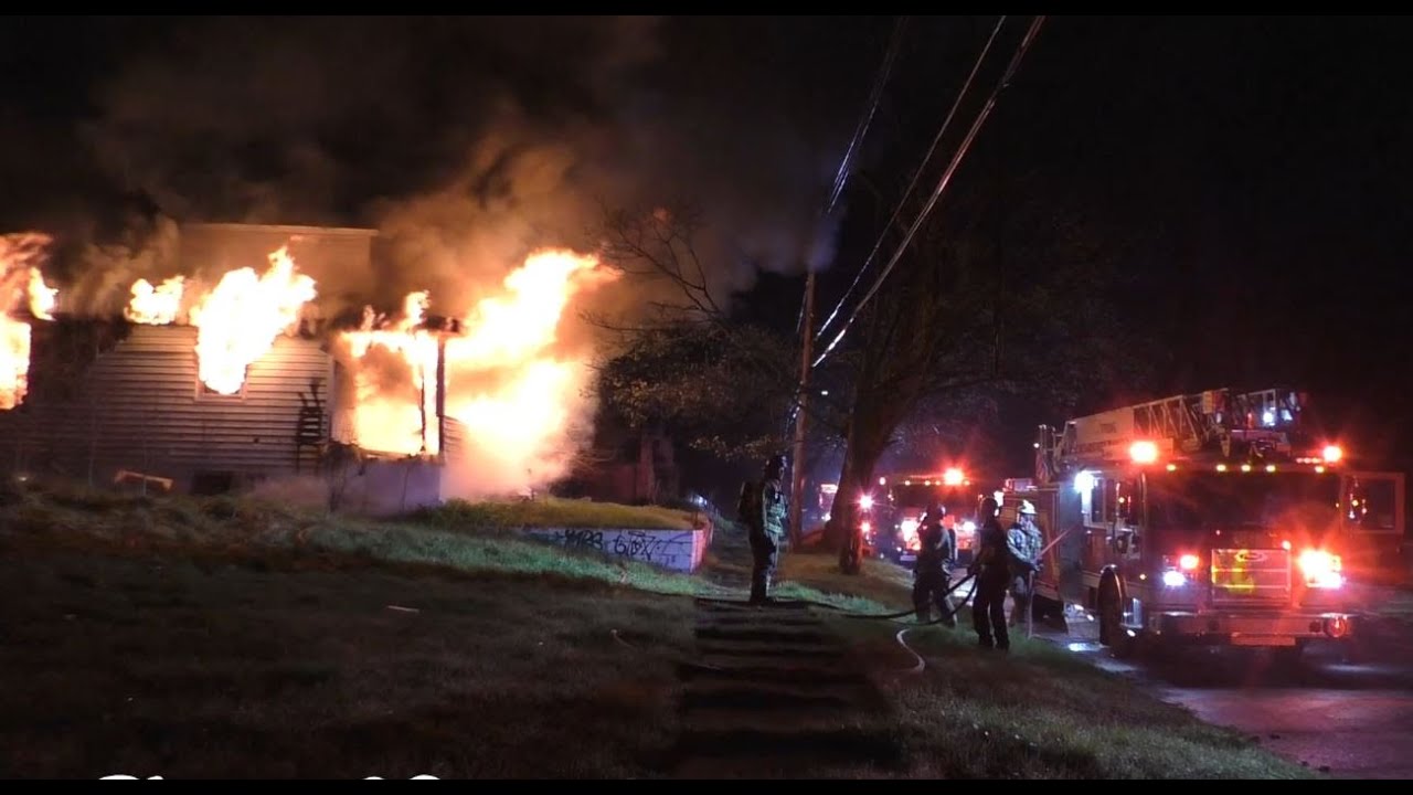 Flint City Fire Department - Fully Involved House Fire on Dakota and Minnesota