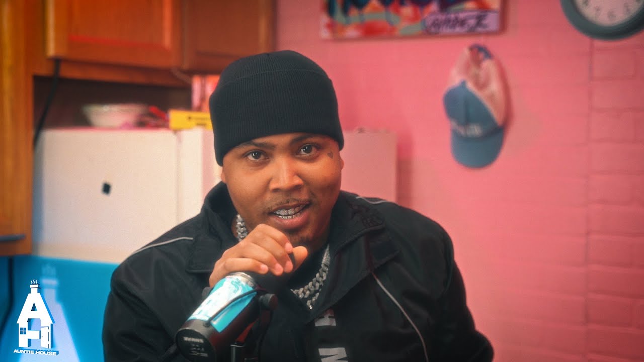 Baebae Savo  - Winnie The Pooh (Official Performance Video)