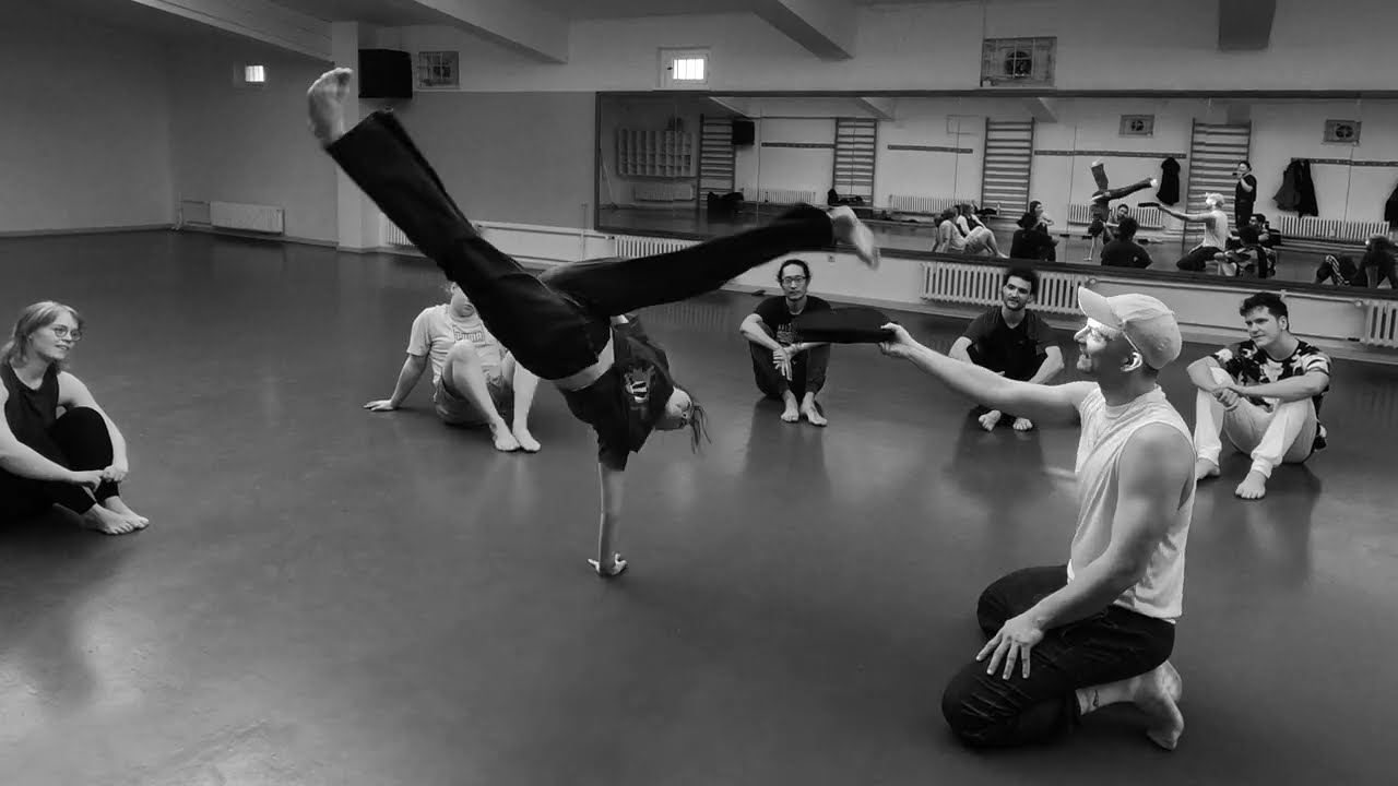 Beginners Floreio Workshop - Ondinha Capoeira Berlin