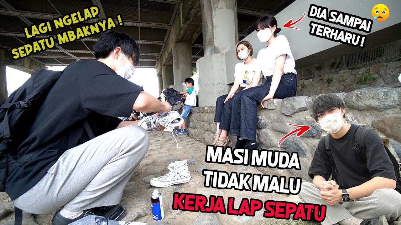 AKHIRNYA AKU KETEMU PEMUDA JEPANG KANG LAP SEPATU YANG TAMPAN INI ! SALUT SAMA SEMANGAT NYA !