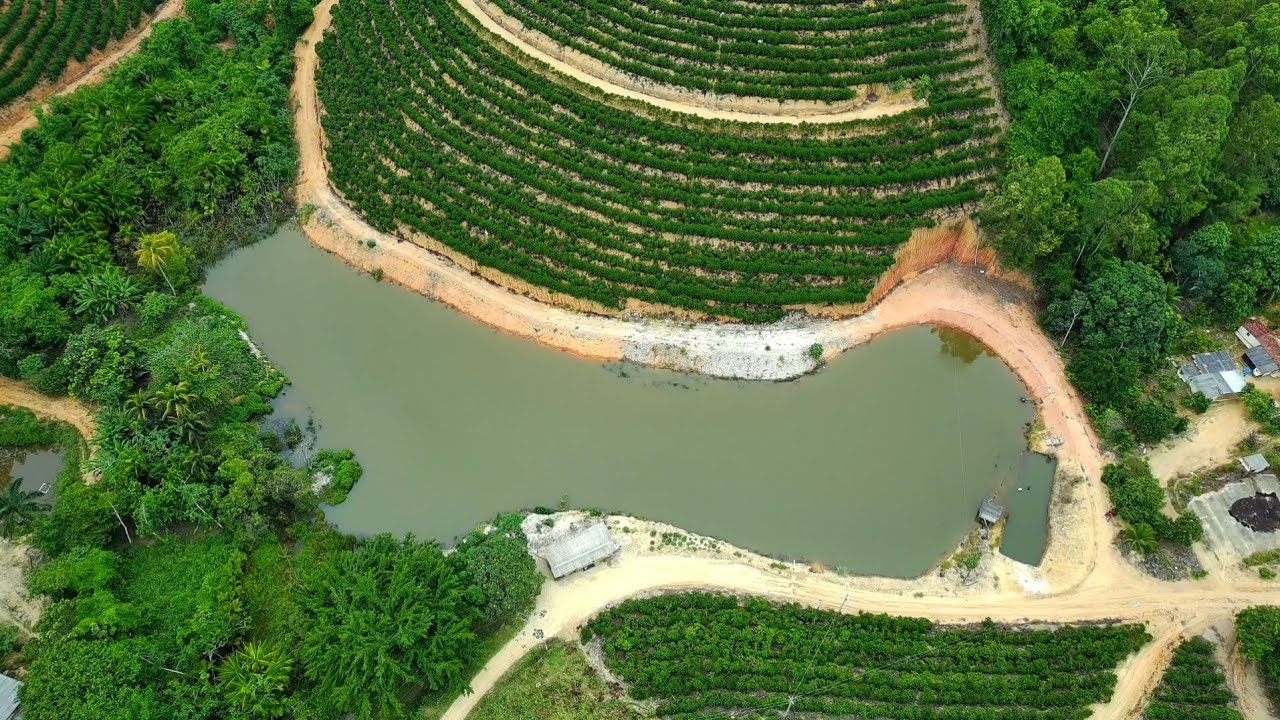 NOSSA REPRESA ESTA ASSIM!! Imagens de drone